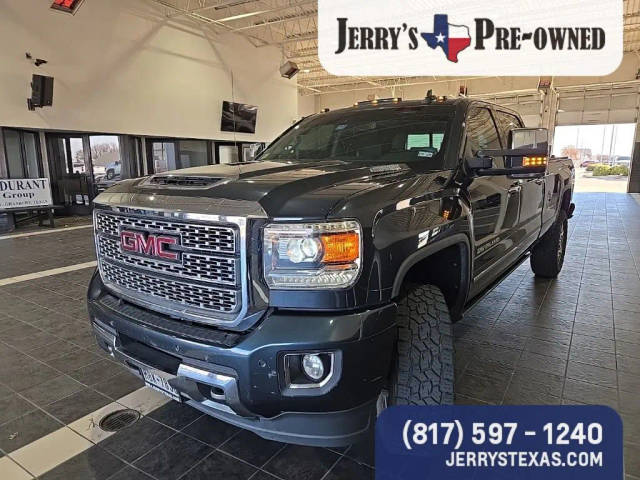 2019 GMC Sierra 3500HD Denali 4WD photo