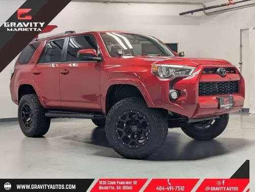 2019 Toyota 4Runner SR5 4WD photo