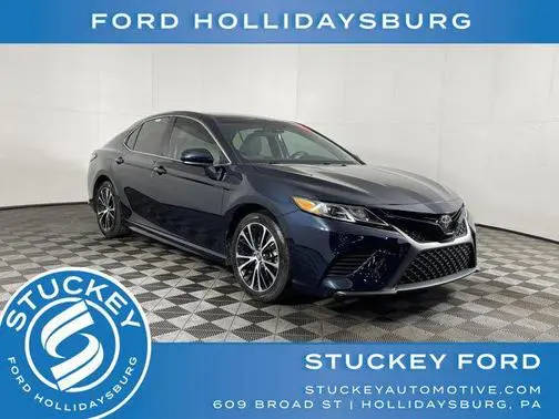 2019 Toyota Camry SE FWD photo