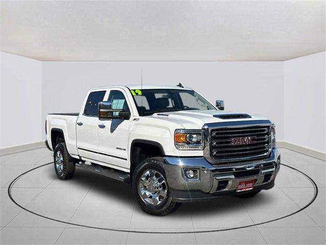 2019 GMC Sierra 2500HD SLT 4WD photo