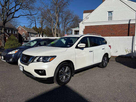 2019 Nissan Pathfinder SL 4WD photo