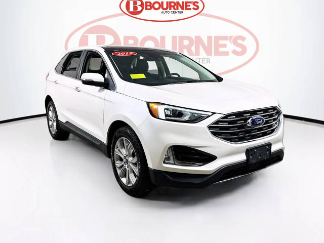 2019 Ford Edge Titanium AWD photo