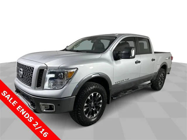 2019 Nissan Titan PRO-4X 4WD photo