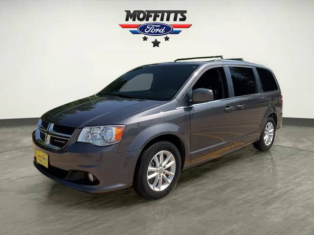 2018 Dodge Grand Caravan SXT FWD photo