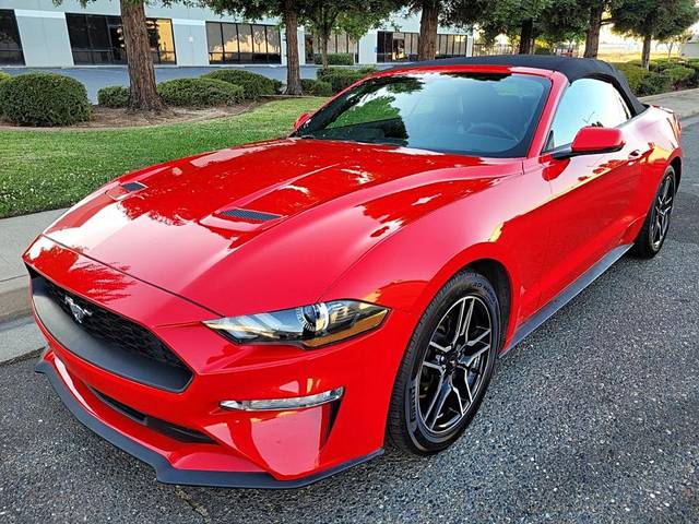 2018 Ford Mustang EcoBoost Premium RWD photo