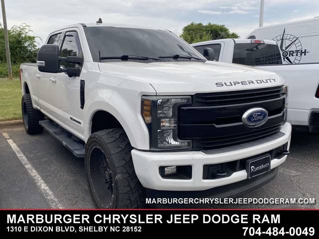 2019 Ford F-250 Super Duty LARIAT 4WD photo