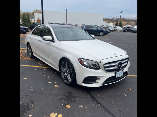 2019 Mercedes-Benz E-Class E 300 AWD photo