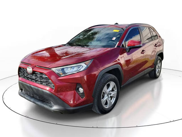 2019 Toyota RAV4 XLE FWD photo