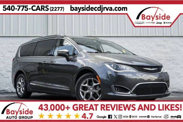 2019 Chrysler Pacifica Minivan Limited FWD photo