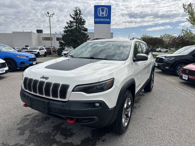 2019 Jeep Cherokee Trailhawk 4WD photo