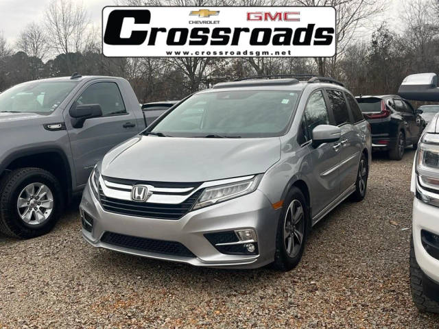 2019 Honda Odyssey Touring FWD photo