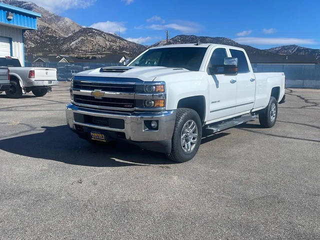 2019 Chevrolet Silverado 3500HD LTZ 4WD photo