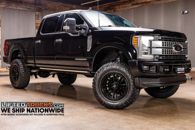 2019 Ford F-250 Super Duty Platinum 4WD photo