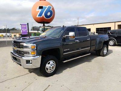 2019 Chevrolet Silverado 3500HD LTZ 4WD photo