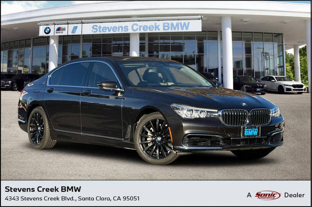 2019 BMW 7 Series 740i RWD photo