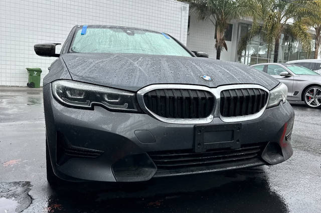 2019 BMW 3 Series 330i RWD photo