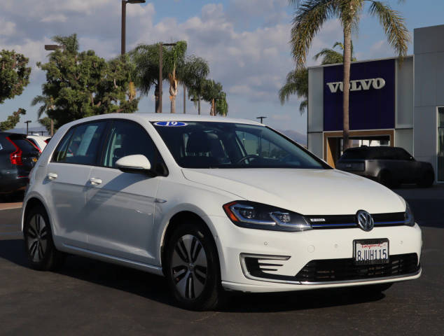 2019 Volkswagen e-Golf SEL Premium FWD photo