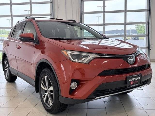 2016 Toyota RAV4 XLE AWD photo