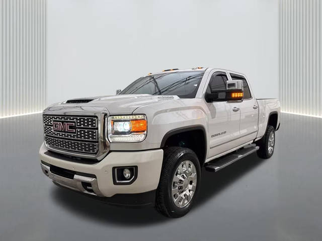 2019 GMC Sierra 2500HD Denali 4WD photo