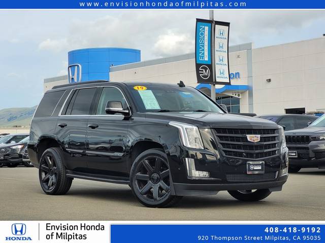 2019 Cadillac Escalade Luxury RWD photo