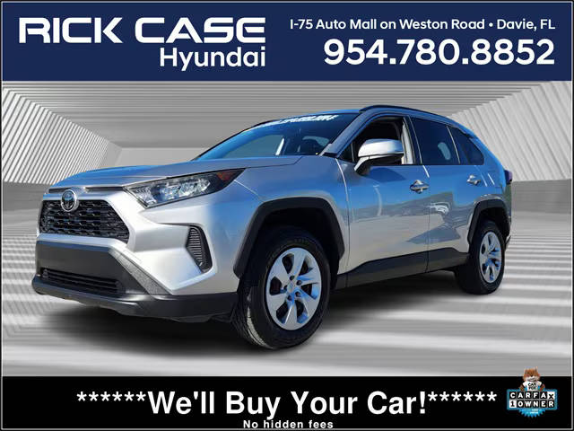 2019 Toyota RAV4 LE FWD photo