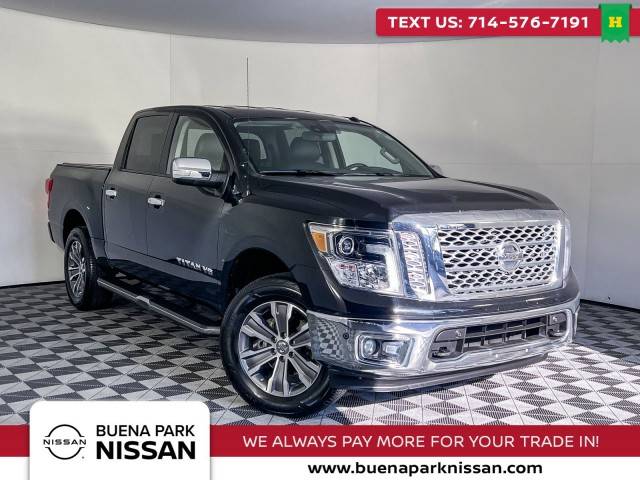 2018 Nissan Titan SL 4WD photo