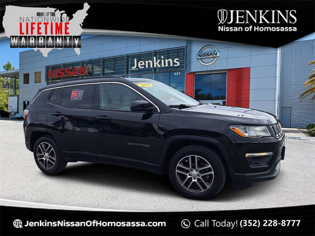 2019 Jeep Compass Latitude w/Sun/Wheel Pkg FWD photo