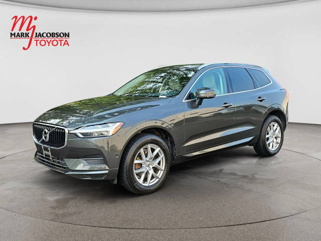 2019 Volvo XC60 Momentum FWD photo
