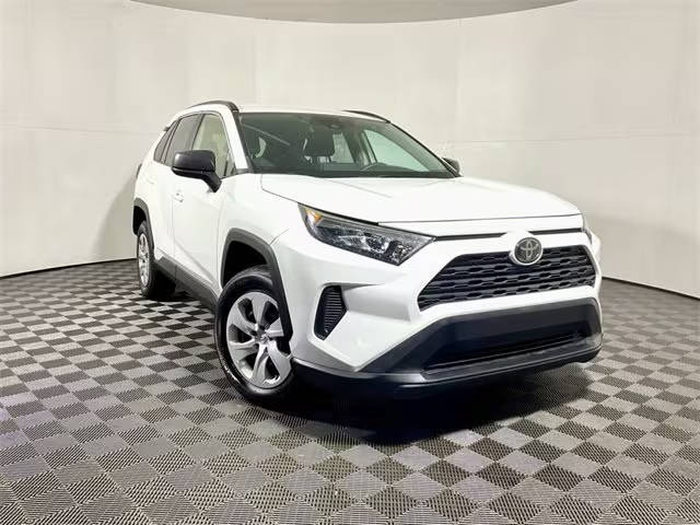 2019 Toyota RAV4 LE AWD photo