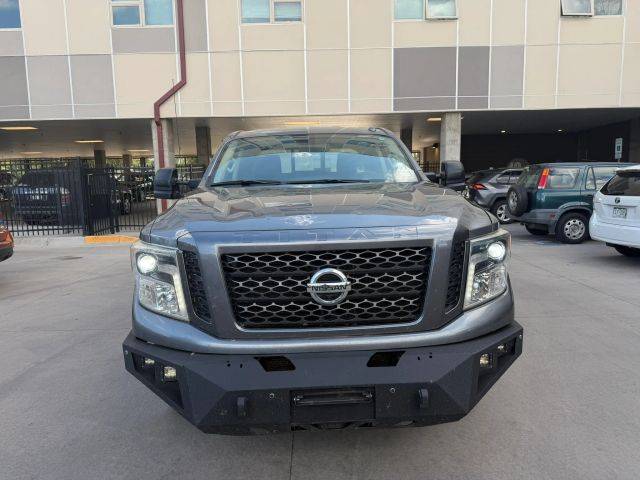 2019 Nissan Titan XD PRO-4X 4WD photo