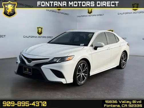 2019 Toyota Camry SE FWD photo