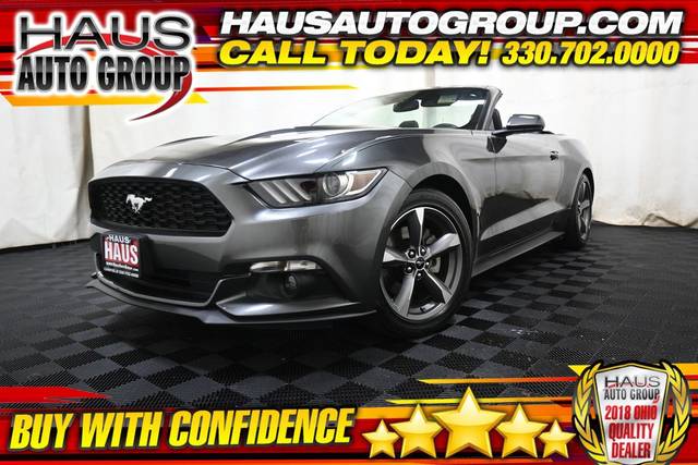 2016 Ford Mustang V6 RWD photo