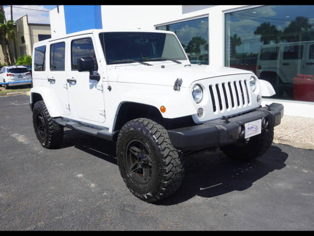 2016 Jeep Wrangler Unlimited Sahara 4WD photo