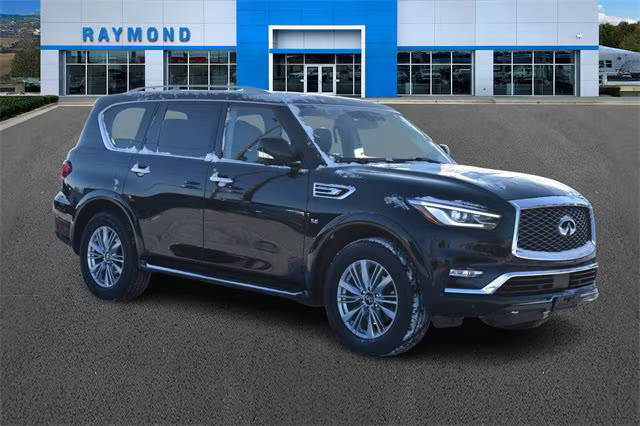 2019 Infiniti QX80 LUXE 4WD photo