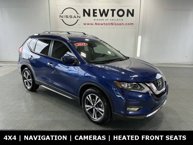 2019 Nissan Rogue SV FWD photo