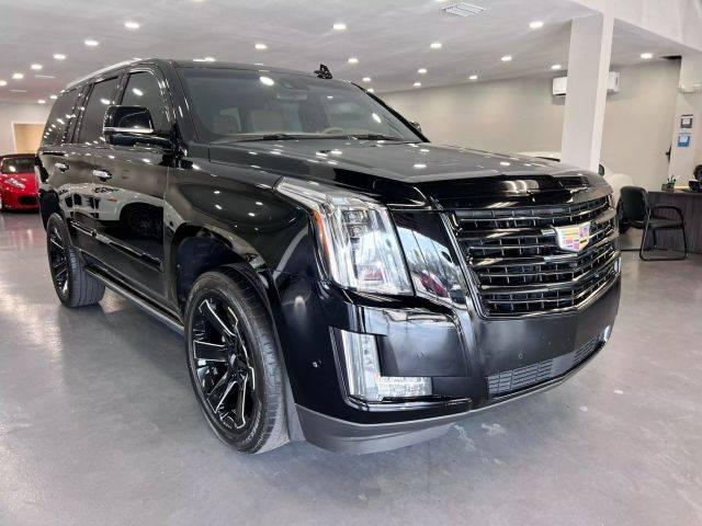 2019 Cadillac Escalade Platinum 4WD photo