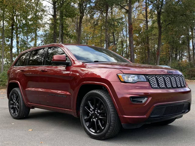 2019 Jeep Grand Cherokee Altitude RWD photo