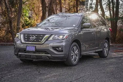 2019 Nissan Pathfinder SV 4WD photo