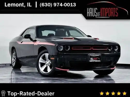 2019 Dodge Challenger SXT RWD photo