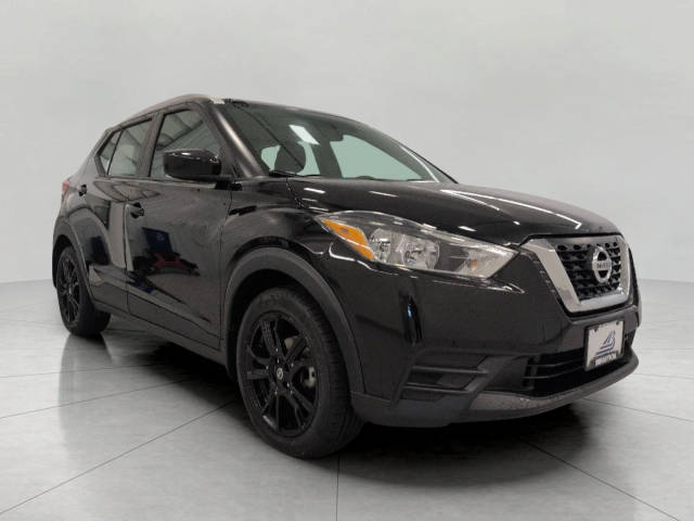 2019 Nissan Kicks SV FWD photo