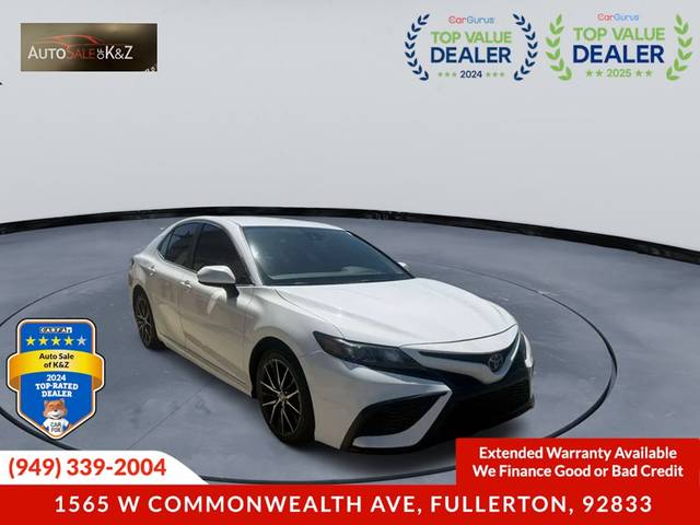 2019 Toyota Camry SE FWD photo