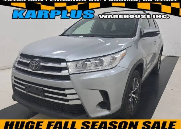 2019 Toyota Highlander LE FWD photo