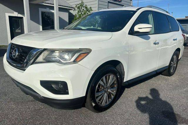 2018 Nissan Pathfinder SV FWD photo