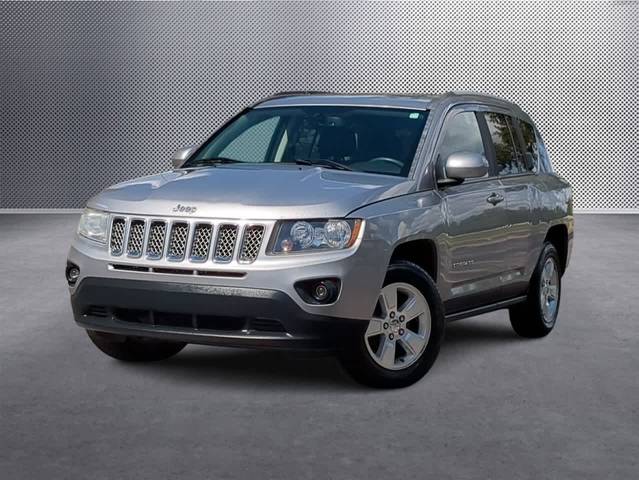 2016 Jeep Compass Latitude FWD photo