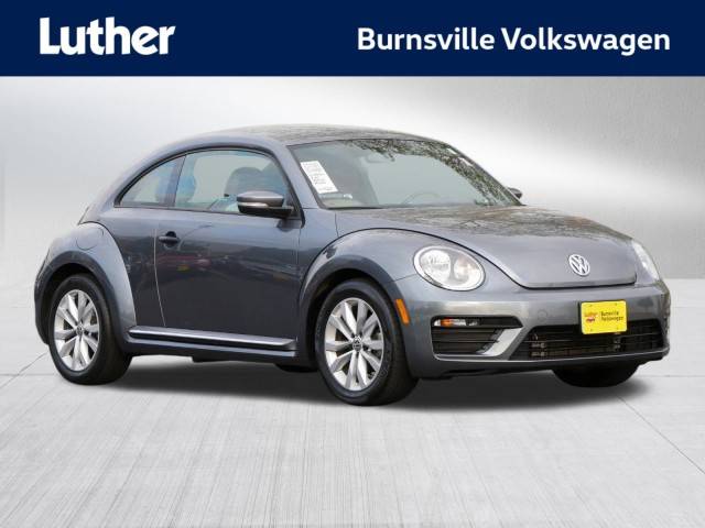 2017 Volkswagen Beetle 1.8T Classic FWD photo