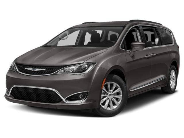 2018 Chrysler Pacifica Minivan Touring L Plus FWD photo