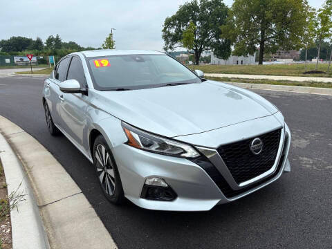 2019 Nissan Altima 2.5 SV FWD photo