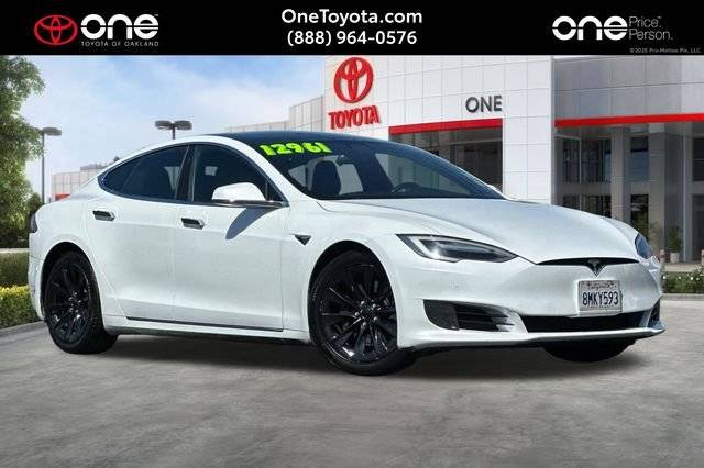 2017 Tesla Model S 75 RWD photo