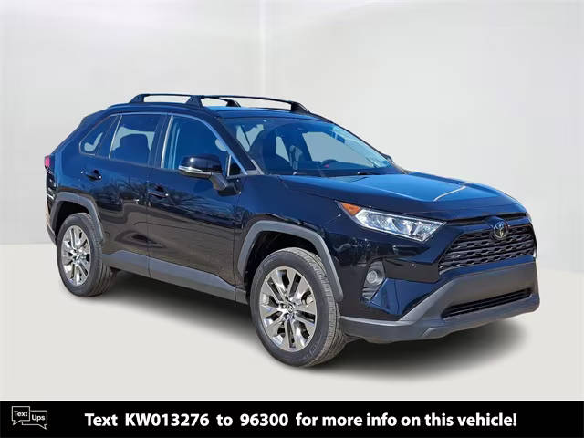 2019 Toyota RAV4 XLE Premium FWD photo