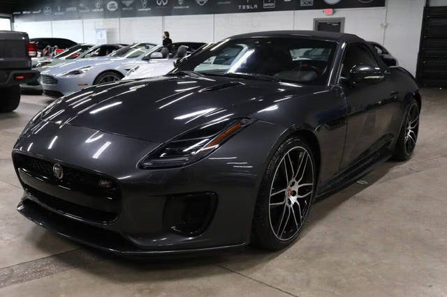 2020 Jaguar F-Type P300 RWD photo